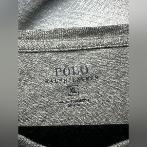 Polo Ralph Lauren Men’s Sz XL V-Neck Gray Short Sleeve T-Shirt EUC - Picture 3 of 5